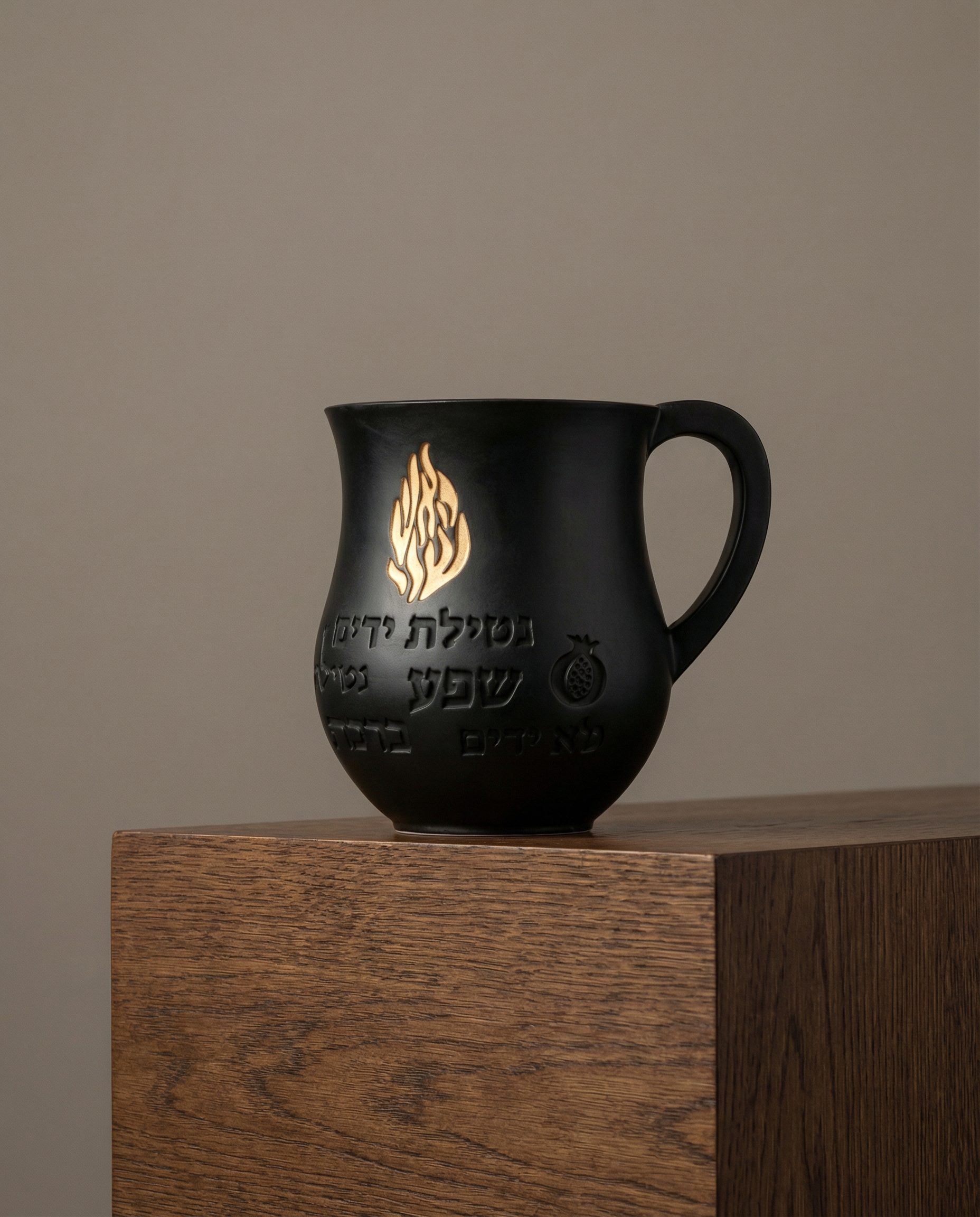 נטלה מהודרת מפולימר ״האש שלי״ 14 ס״מ 130₪